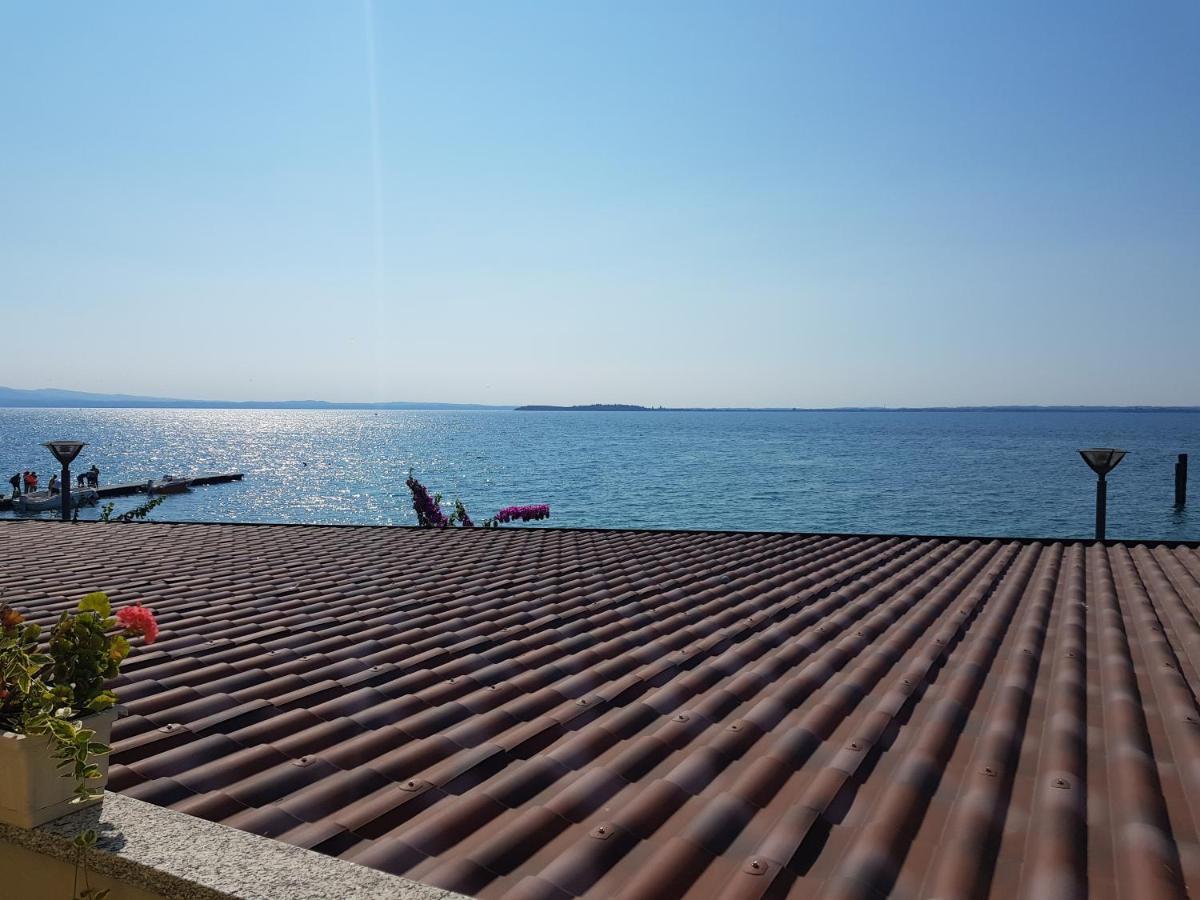 Villa Graziosa Al Porto à Moniga del Garda Extérieur photo